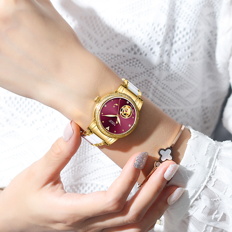 ساعة يد نسائية ميكانيكية فاخرة - مراجعة Luxury Watch White وسعره