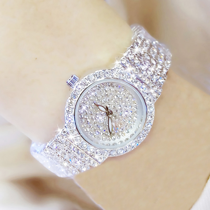 ساعات يد نسائية من الألماس ، س - مراجعة Luxury Watch Brand For Women وسعره