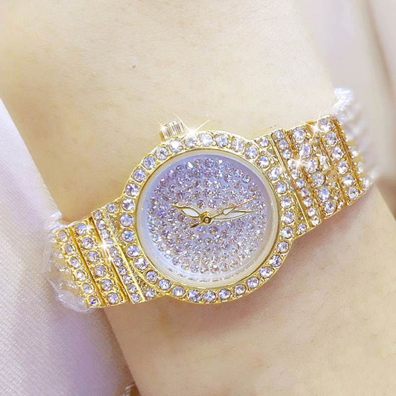 ساعات يد نسائية من الألماس ، س - مراجعة Luxury Watch Brand For Women وسعره