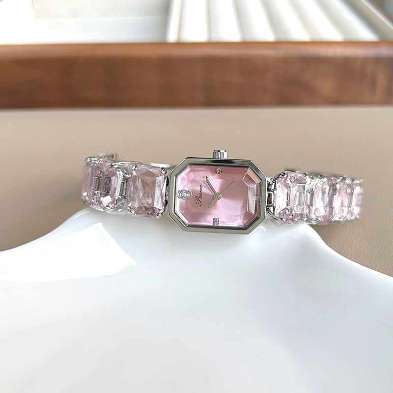 UTHAI ساعات نسائية للبنات ساعة - مراجعة Luxury Watch White وسعره