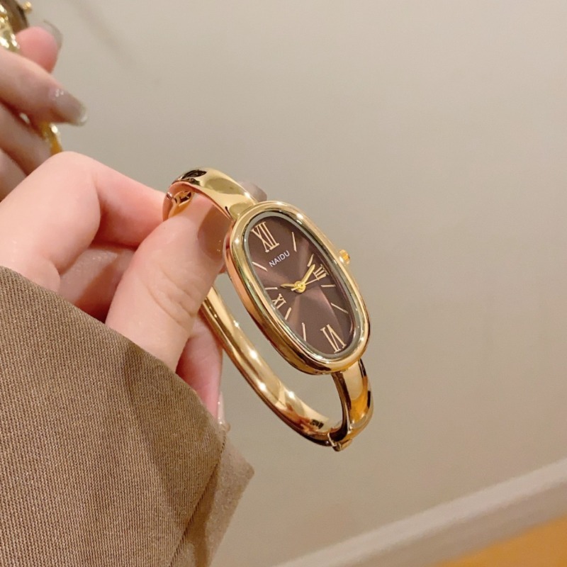 ساعة يد نسائية كوارتز بتصميم ر - مراجعة Luxury Watch Brand For Women وسعره