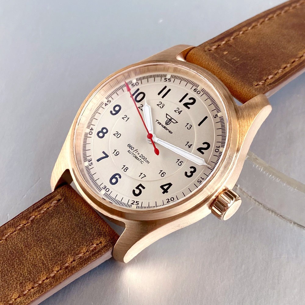 ساعة يد رجالية أوتوماتيكية من  - مراجعة Luxury Watch White وسعره