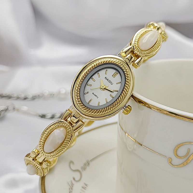 ساعات نسائية ذهبية بيضاوية فاخ - مراجعة Luxury Watch Brand For Women وسعره