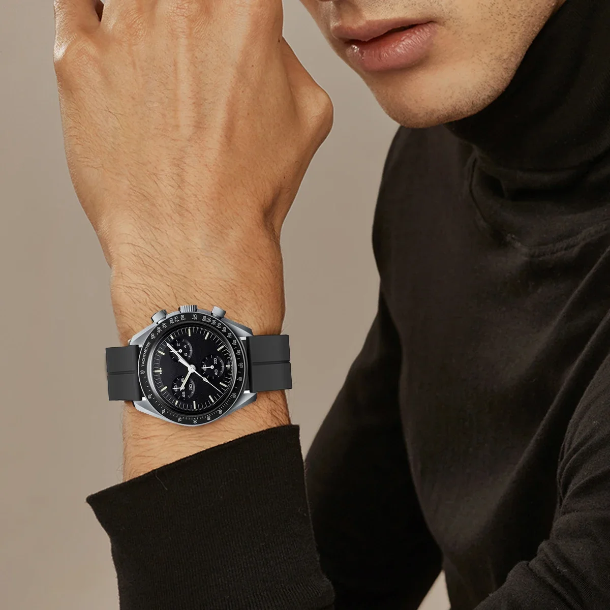 حزام سيليكون لساعة أوميجا إكس  - مراجعة Luxury Watch Omega وسعره
